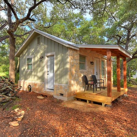 Cabins At Flite Acres - Mockingbird Cabin Wimberley Esterno foto